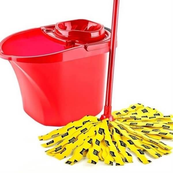Titiz Practical Cleaning Bucket (Red)