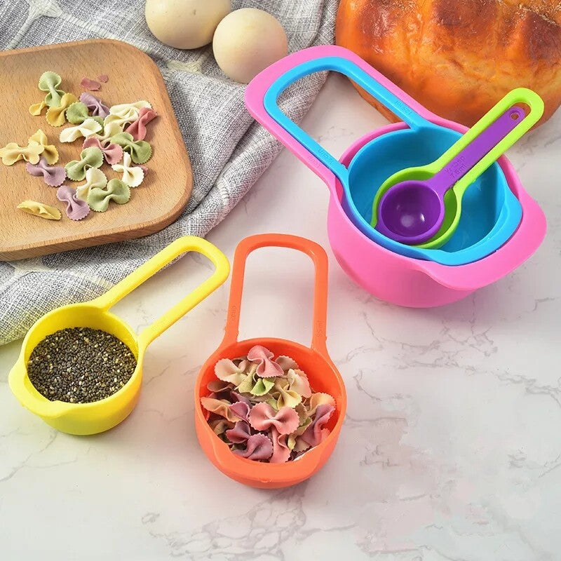 Set of 6 PCS Plastic Measuring Spoons Cup
